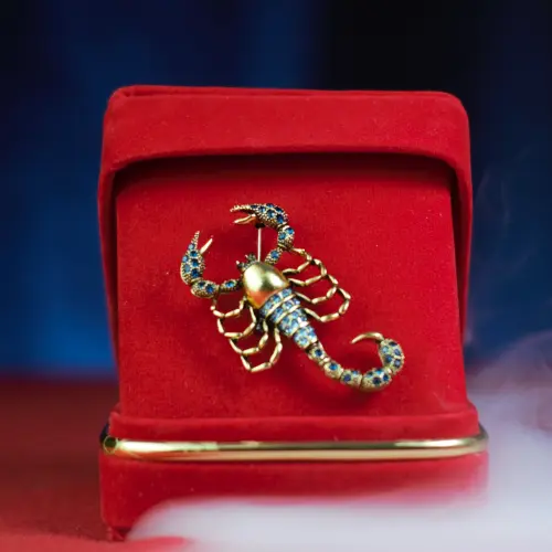 Scorpio Luxe